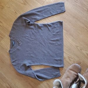 Brown v-neck long sleeve top
